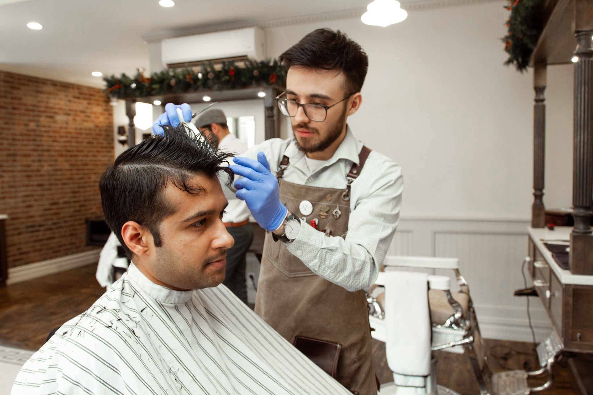 Choisir sa coupe de cheveux après une implantation